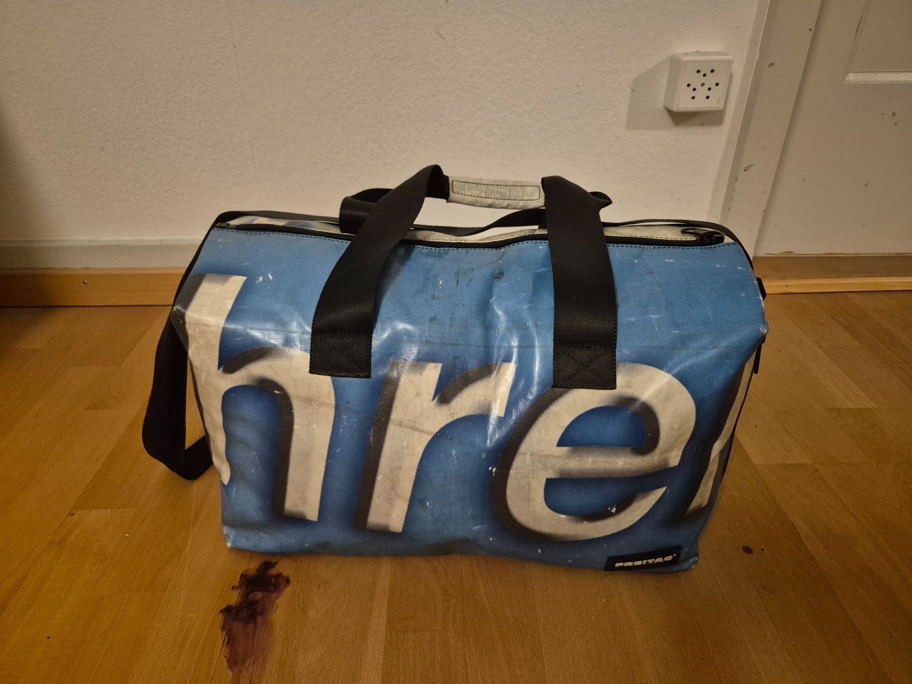 Freitag Borse: Freitag Weekender / Sporttasche / Reisetasche – Usato da Winterthur venduto da fra_9qb9 1