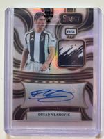 Vlahovic Auto + relic Topps Panini Prizm Juventus