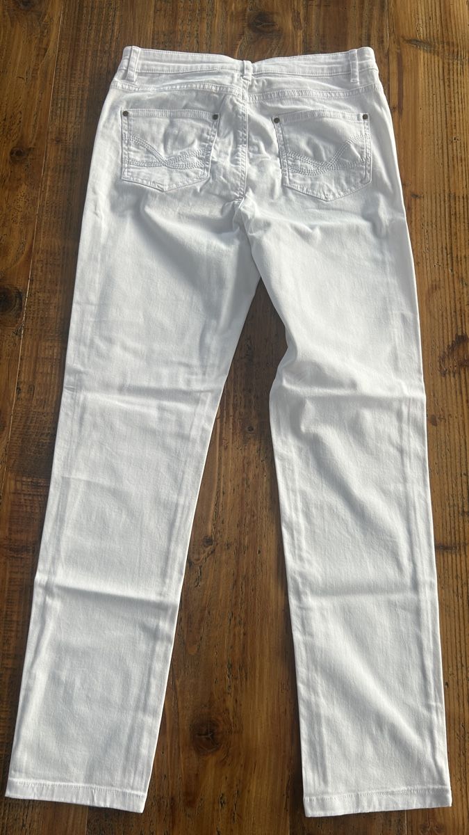 Jeans: Jeans Damen NEU – Nuovo e nell'imballaggio originale da Erlinsbach venduto da Basi67 1