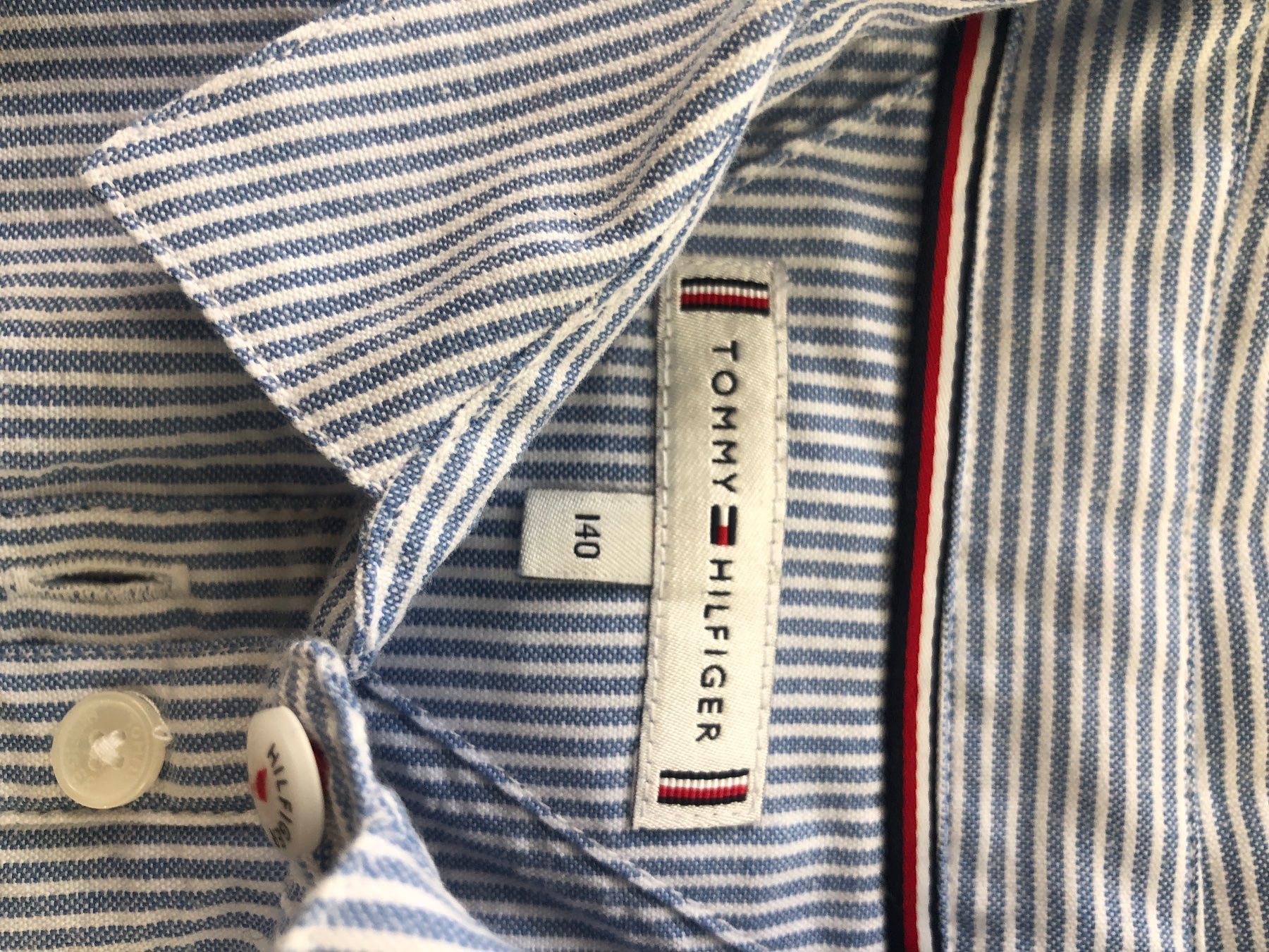 Camicette, T-shirt & Top: Bluse hilfiger – Usato da Wichtrach venduto da henzmann1 1