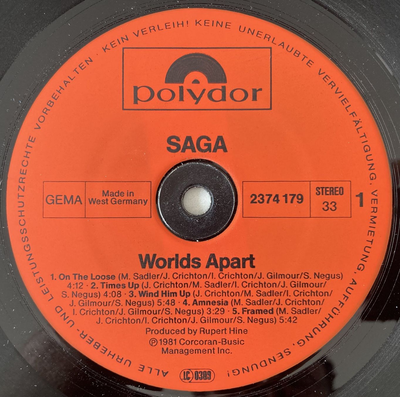 Dischi in vinile: SAGA - WORLDS APART – Usato da Bottens venduto da hotter-than-hell 3