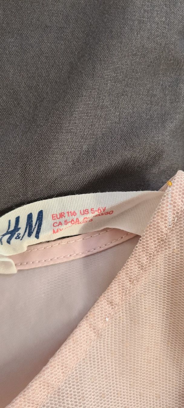 H&M Kleider & Röcke: Festkleid Gr. 116 – Gebraucht aus Villars-sur-Glâne von snacks01 2