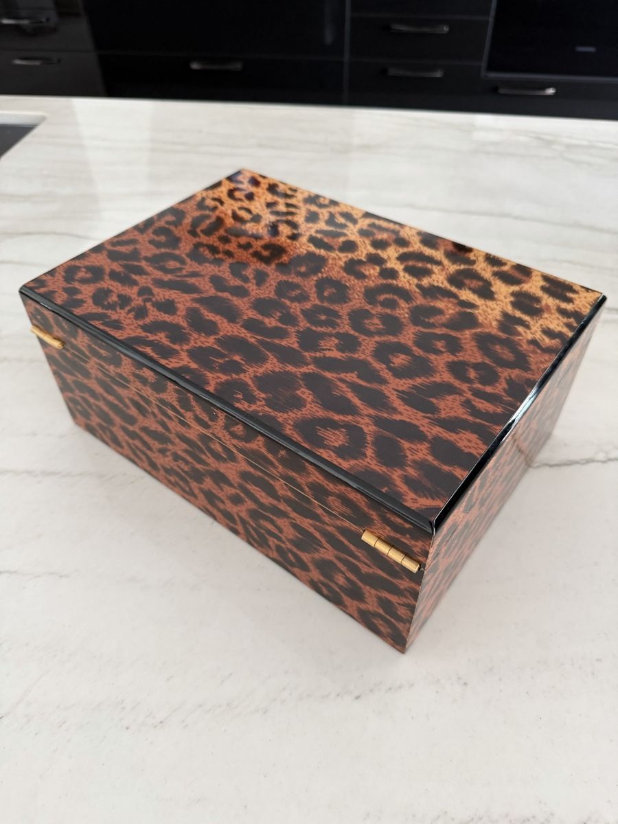 Humidor per sigari: Humidor Leopard – Nuovo (secondo la descrizione) da Safenwil venduto da Corahund 1