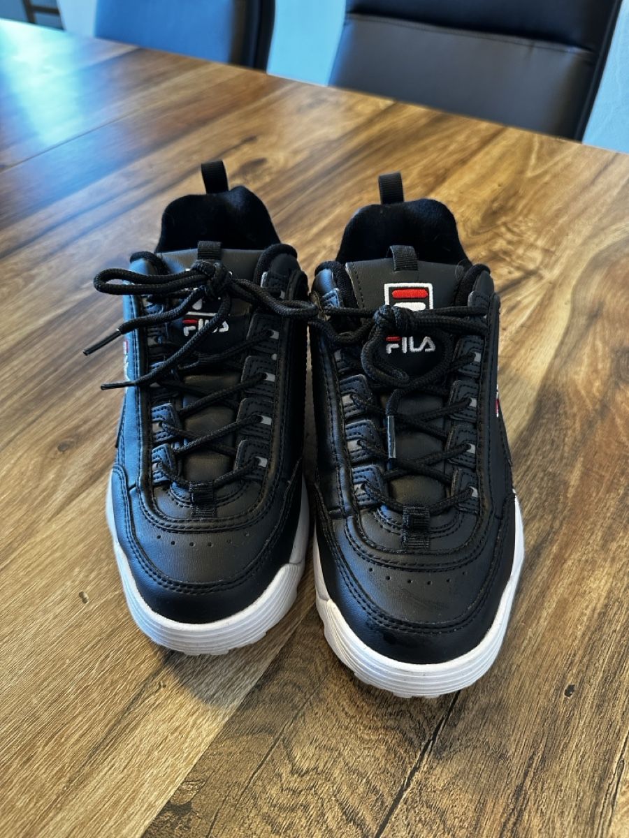 Fila Scarpe da donna: Fila Schuhe, Grösse 38, Schwarz/Weiss – Usato da Siebnen venduto da luana_cataleya