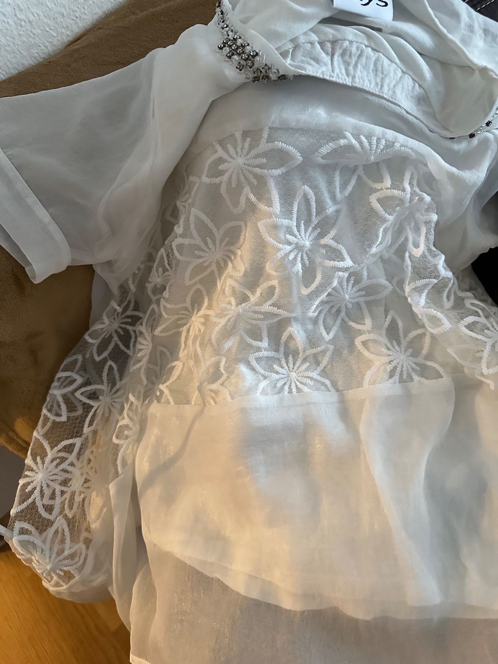 Tuniche: Damen wunderschöne Bluse Gr/S/M – Usato da Basel venduto da Ivana_4 2