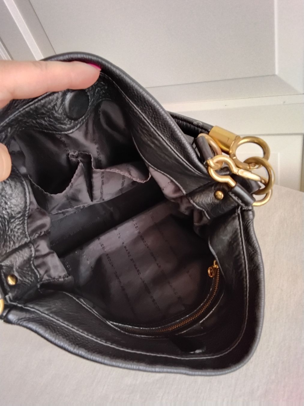 Marc Jacobs Taschen für Damen: Schwarze Ledertasche  – Gebraucht aus Fey von ladamedunil 3