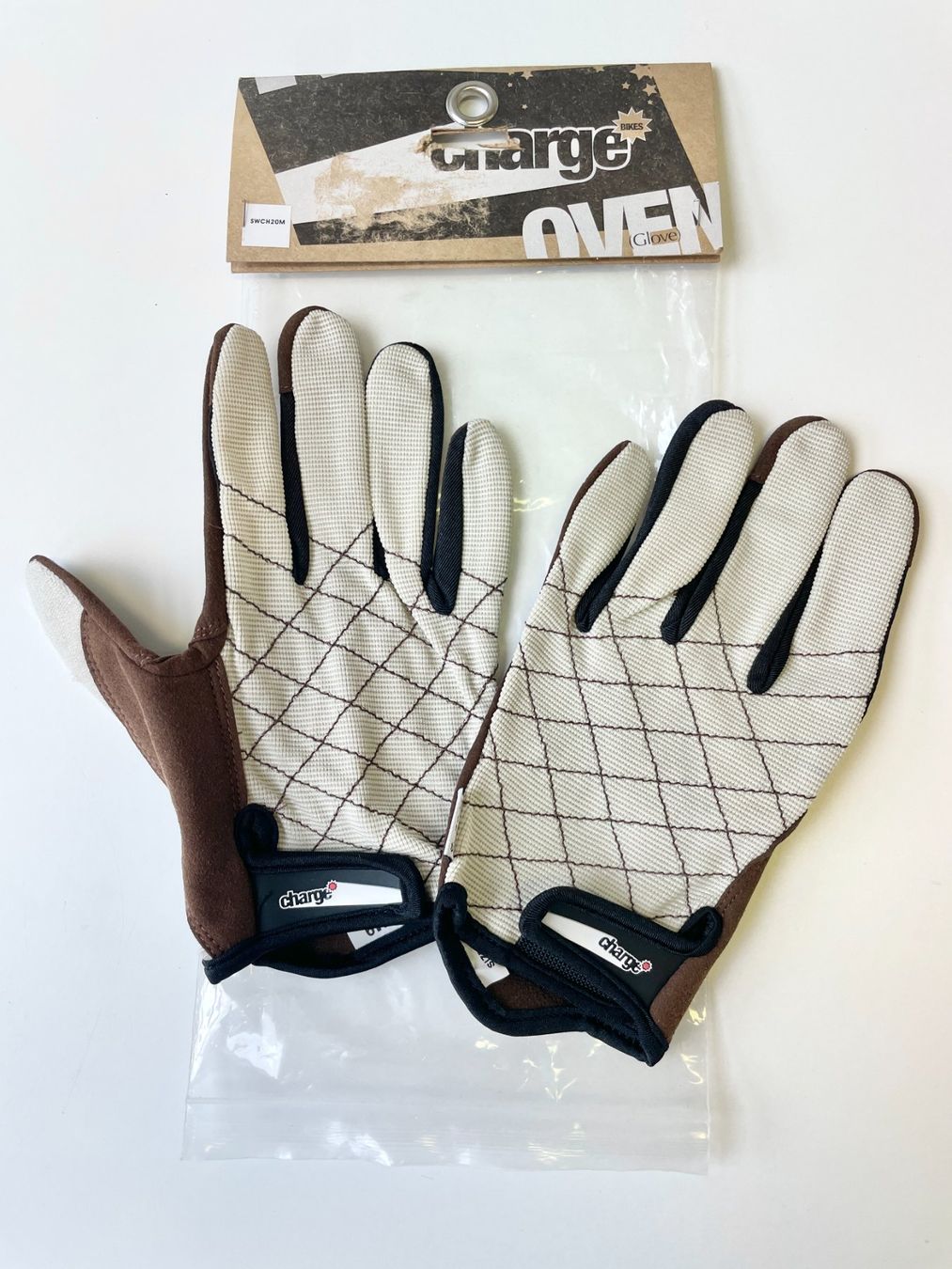 Guanti & manicotti: NEU - Charge 'OVEN' Velo Handschuhe Grösse M – Nuovo e nell'imballaggio originale da Bern venduto da lolapennt 9