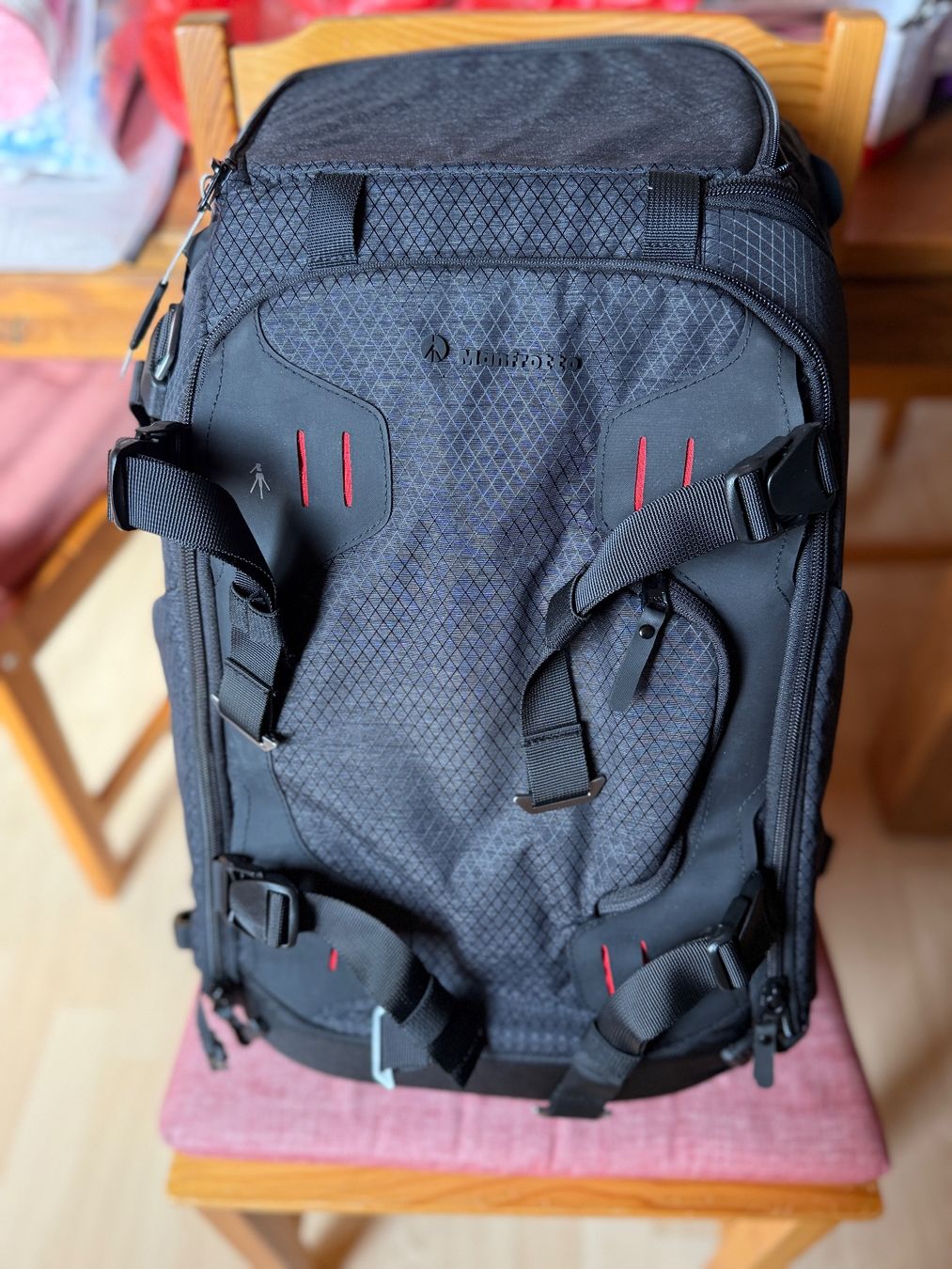 Manfrotto Zaini: Manfrotto PL Multiloader backpack M (Fotorucksack, 26 l) – Nuovo (secondo la descrizione) da Winznau venduto da Sandhya 6