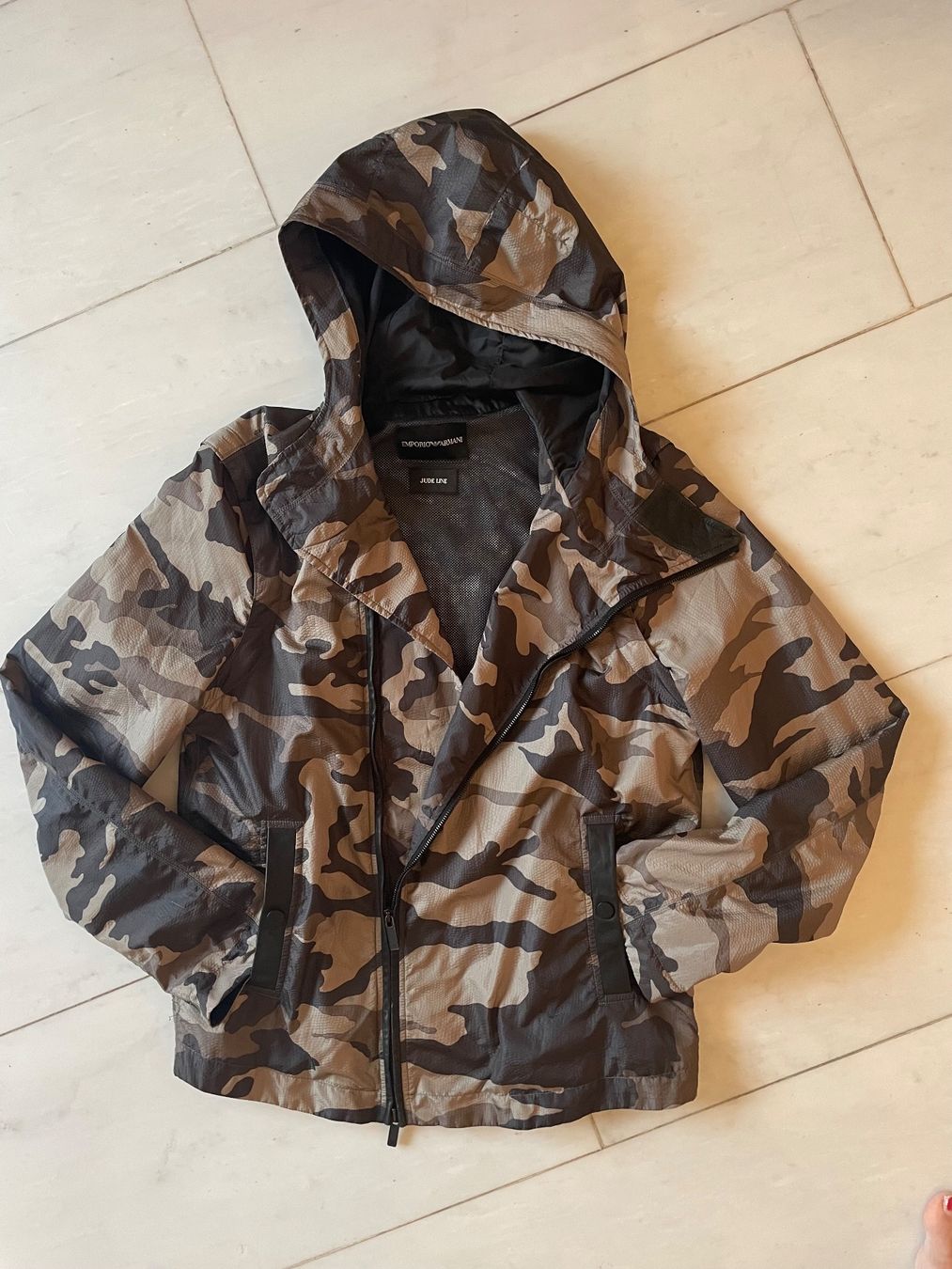 Armani Jacken: Armani Wind-/Regenjacke Gr. 50 – Gebraucht aus Unterengstringen von DeaundHeinz 1