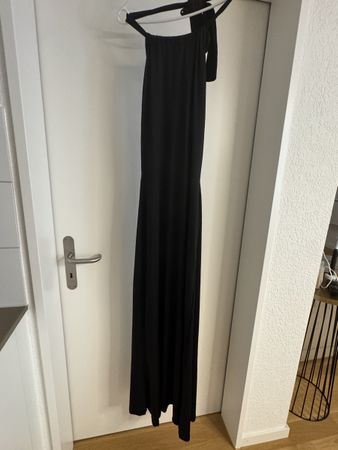 Langes schwarzes Kleid Neckholder Grösse S neu