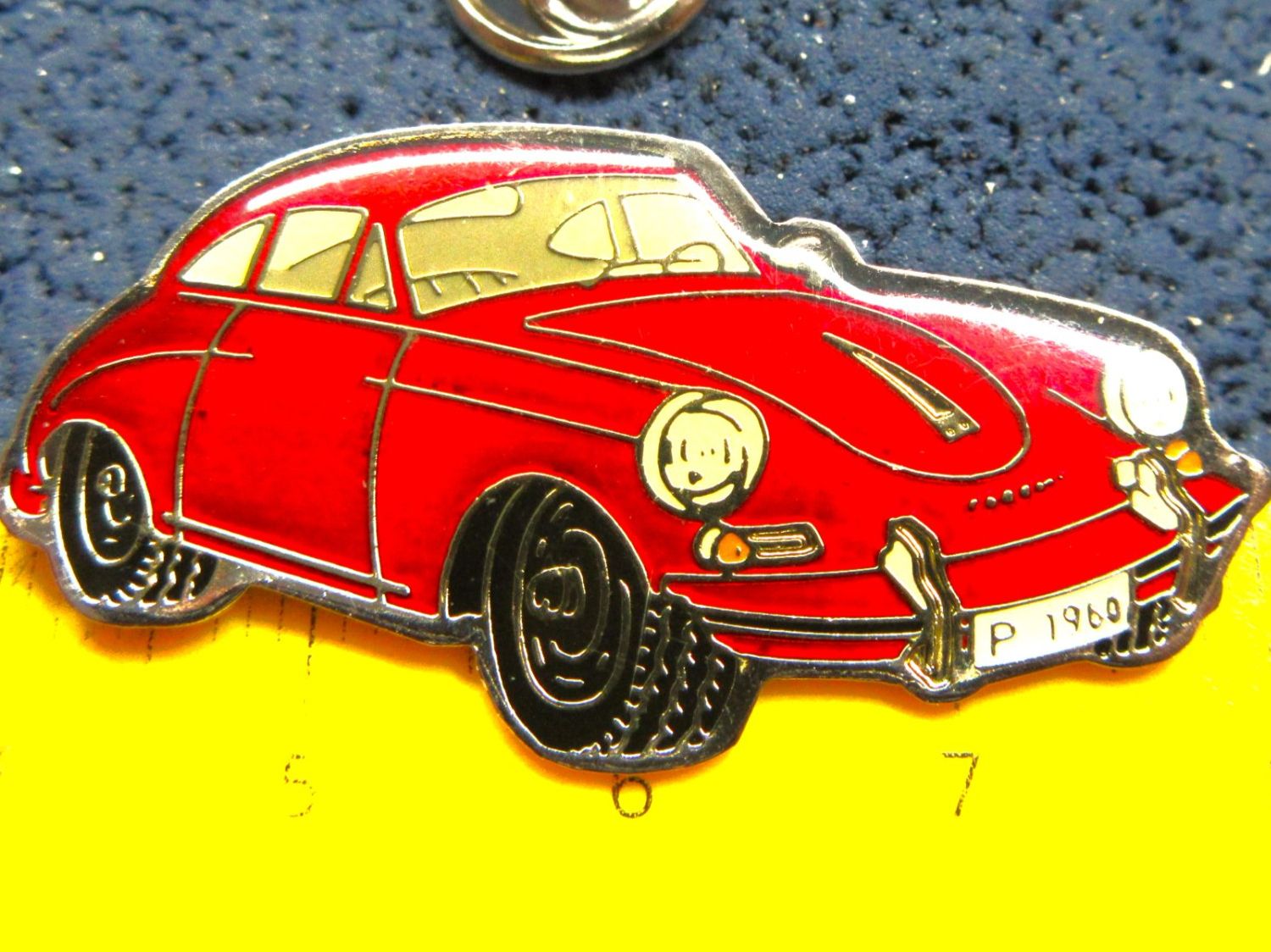 Porsche Placchette & Badge: PORSCHE 356 AUTO PIN GLASIERT GROSSS – Usato da Ettingen venduto da Hausi4711 1