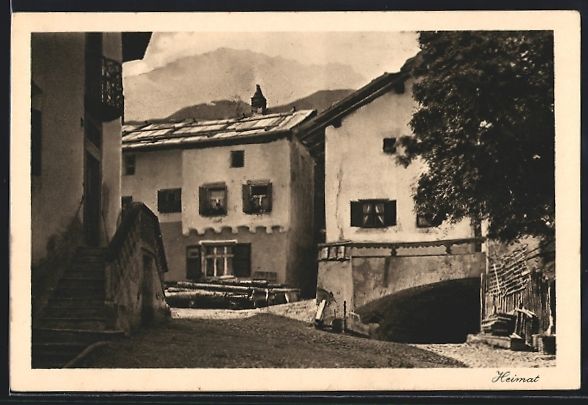 Cartoline postali: AK Zuoz, Blick auf Häuser des Ortes – Usato da Berlin venduto da bartko-reher