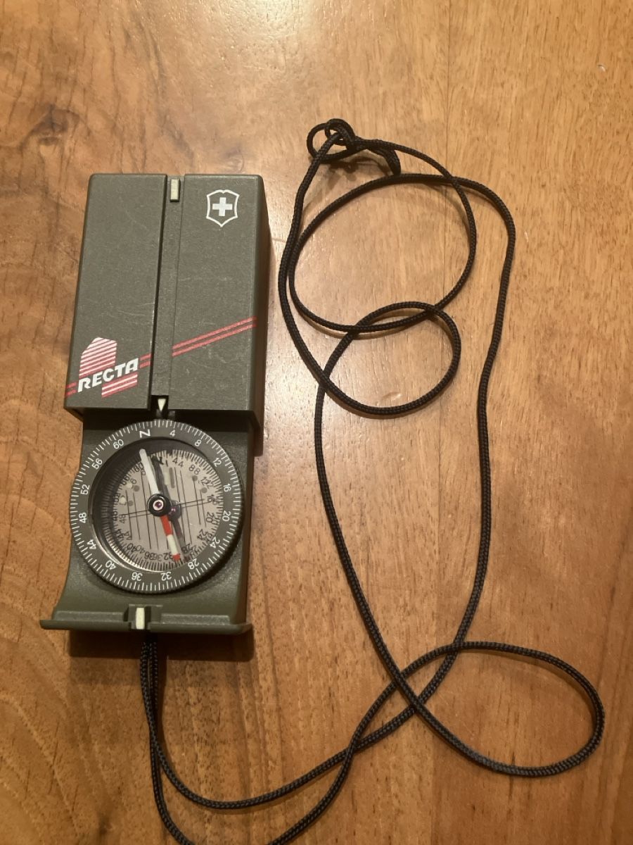 Recta GPS & Strumenti di misurazione: RECTA Kompass Typ DP 2, Schweizer Militärkompass, Top Zustan – Usato da Bichwil venduto da Bac2