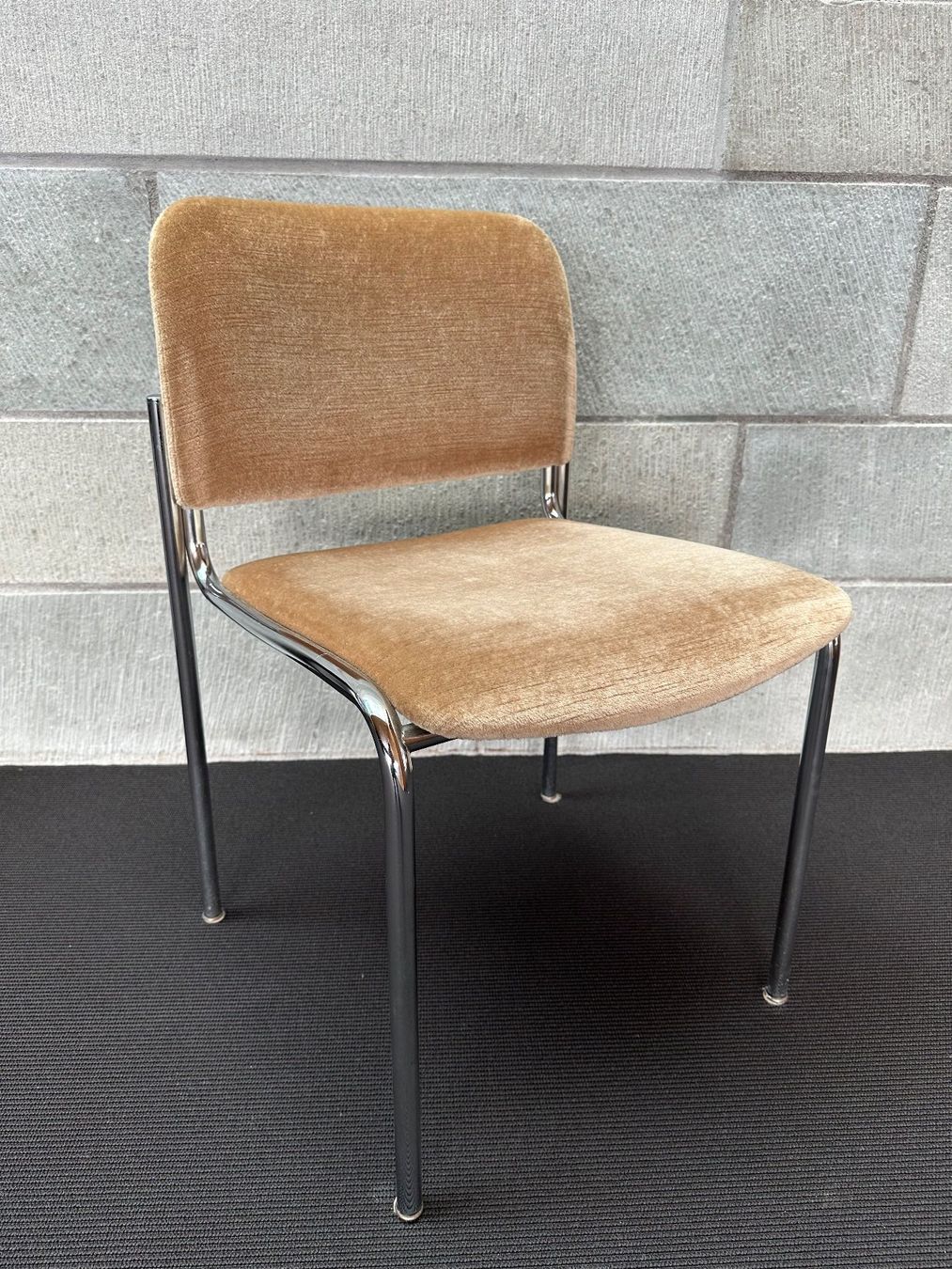 Sedie: 2 Stühle - 70er Design Klassiker – Usato da Jona venduto da oli_x2rp
