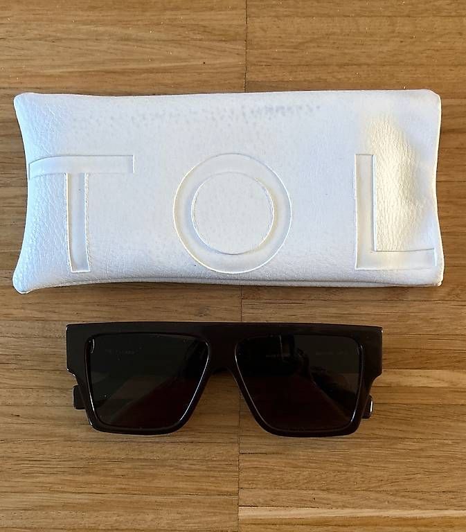 Occhiali & Lenti: Sonnenbrille – Usato da Zürich venduto da emilia77 1