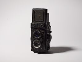 Yashica Mat-124 G 6x6 Medium Format TLR Camera