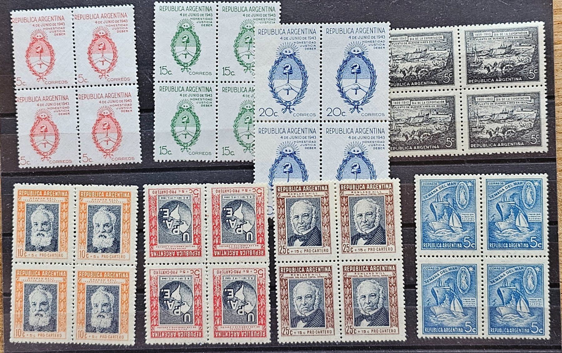 Tutti i francobolli: ARGENTINIEN - alte 4er -Bl. ** – Nuovo (secondo la descrizione) da Les Valettes venduto da Nuba1
