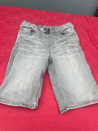 Kinder Junge Shorts Jeans NEU grau 164 ungetragen