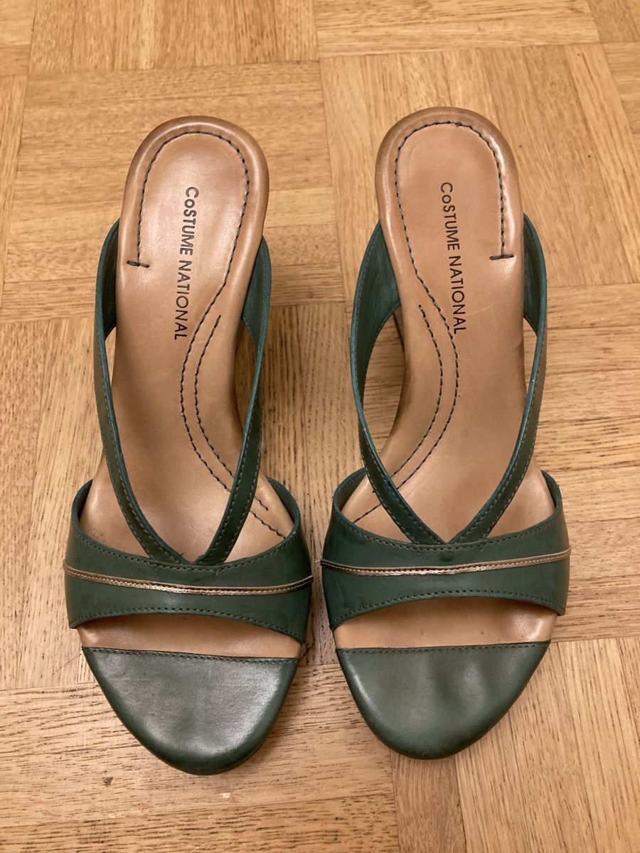 Scarpe da donna: Mules compensées Costume National t. 36 – Usato da Genève venduto da Eschindler
