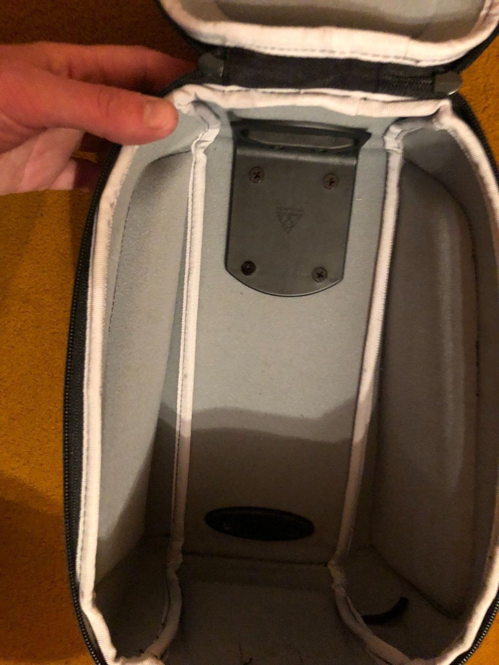Valigie: Porte bagage vélo – Nuovo (secondo la descrizione) da Carrouge VD venduto da julienrochat84 3