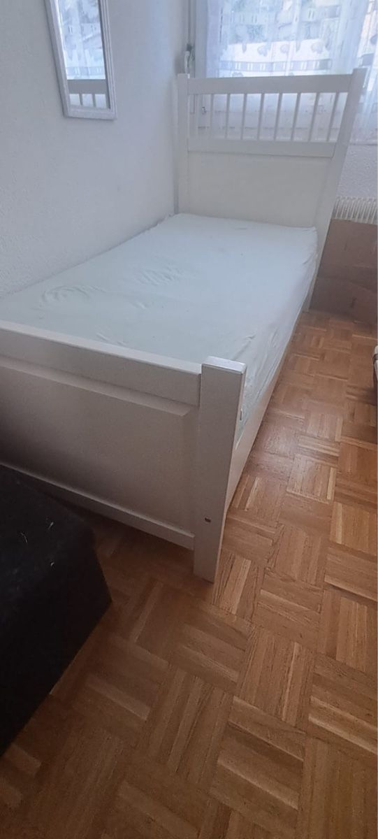 Betten: Lit blanc 100x210 bon état – Gebraucht aus Chavannes-Renens von tim_8669 1