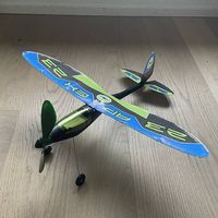 Planeur sagex en bon état. 30cm. Jouet enfant. 
