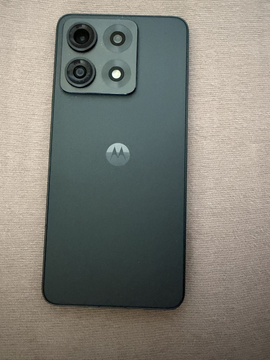 Motorola Portables: Motorola Edge 70 Max  – Neuf avec emballage d'origine à Wiesendangen par Luminterc 2