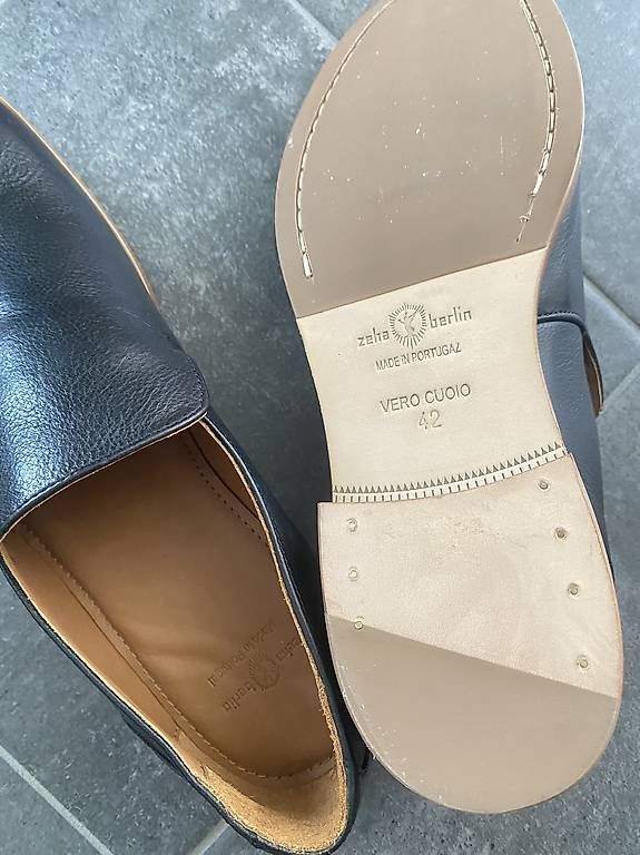 Chaussures hommes: Slipper Herrenschuhe Grösse 42 – D'occasion à Effretikon par ivo_btd6 1