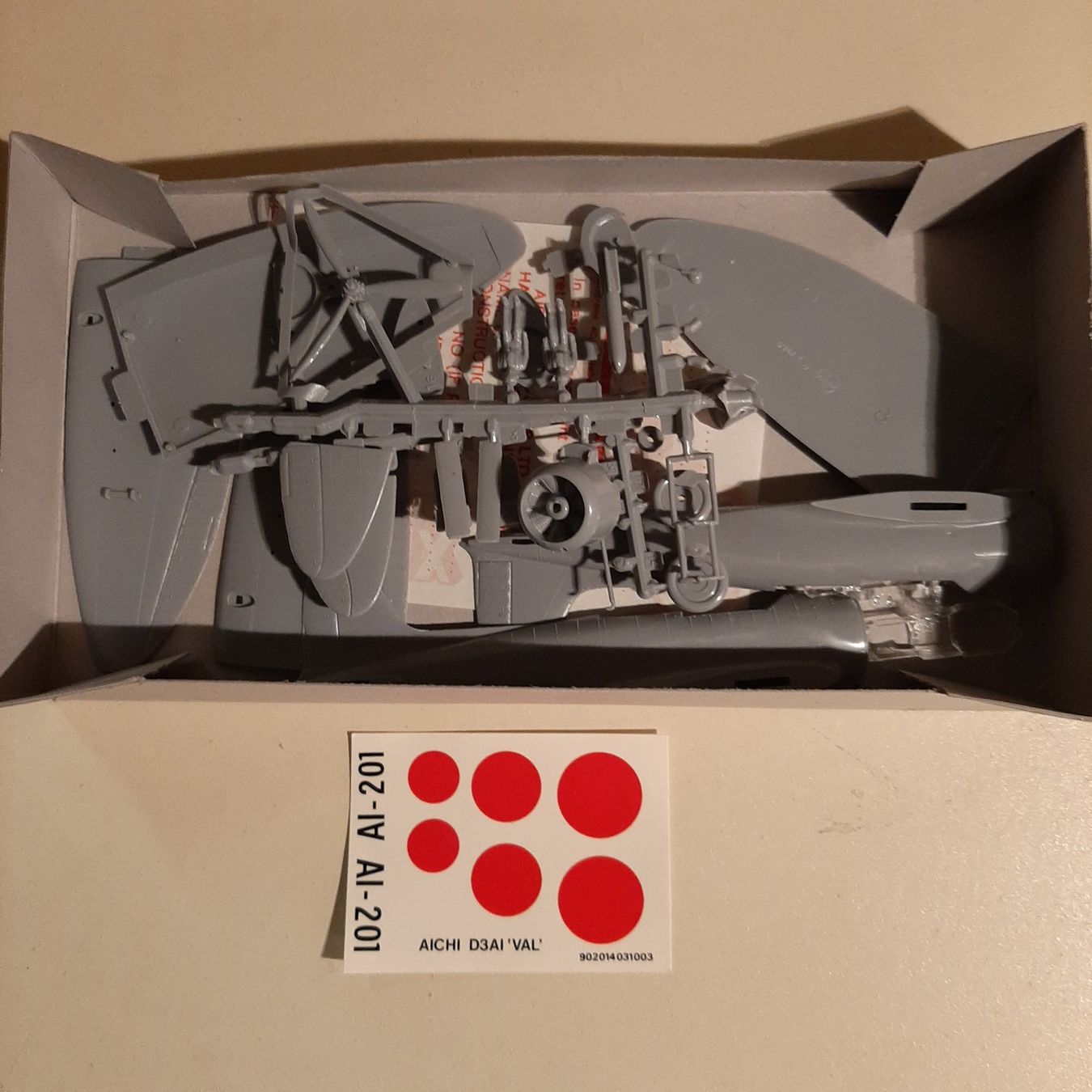 Airfix Kit di modellismo & Modellini statici: 747 ... Aichi D3A1 Val ... Airfix 02014 – Usato da Bonstetten venduto da Benibanny59 2
