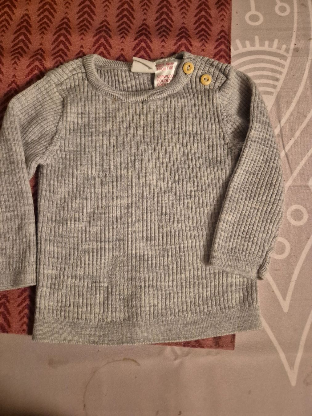 H&M Maglioni & Felpe: Tolller Pullover aus 100%Wolle.Grösse 62. – Usato da Urdorf venduto da Nataschli