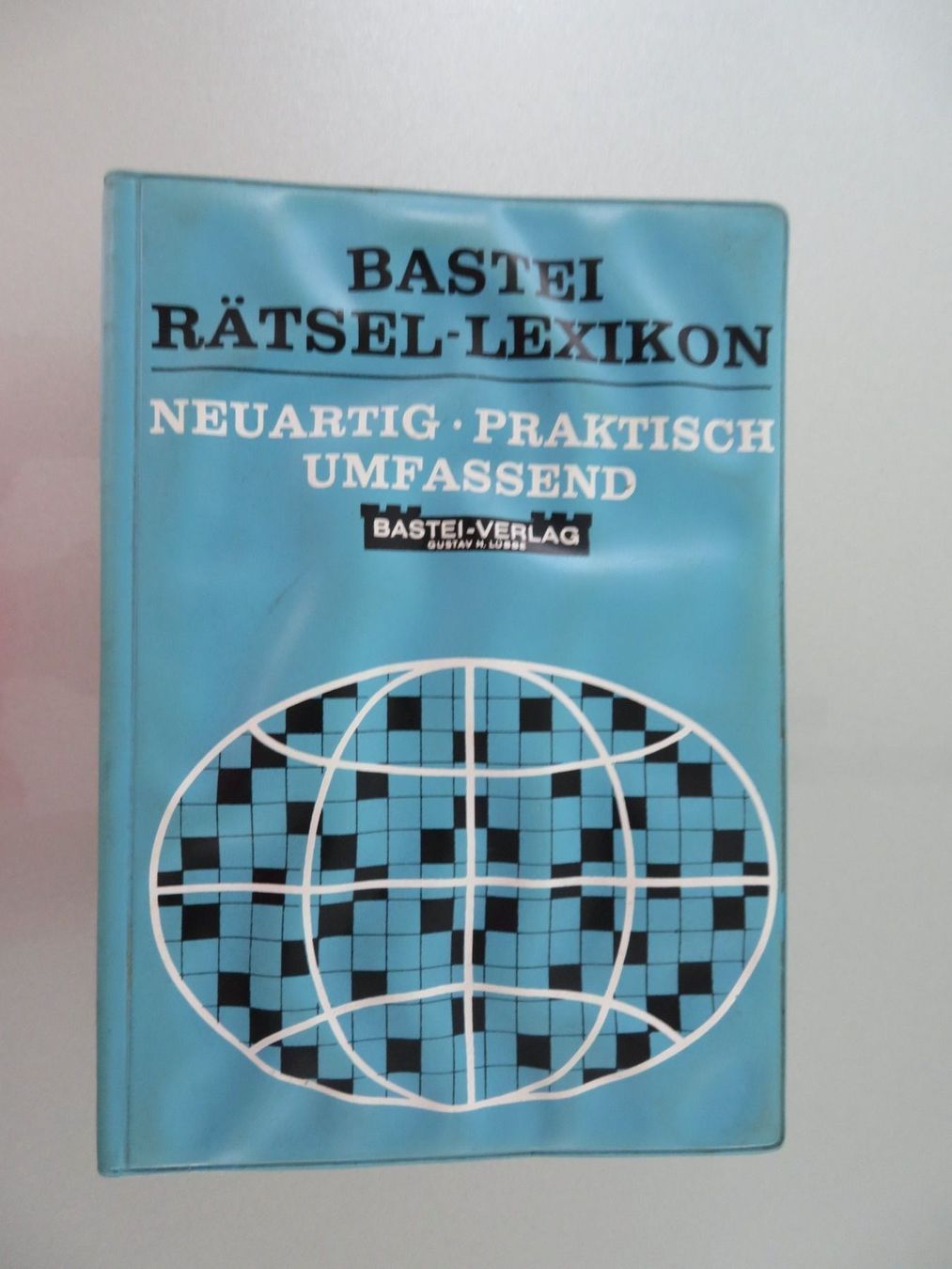 Bücher: Kreuzworträtselbuch – Gebraucht aus Lachen SZ von peace0