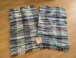 Zwei gewebte Baumwollteppiche 50x80cm - NEU