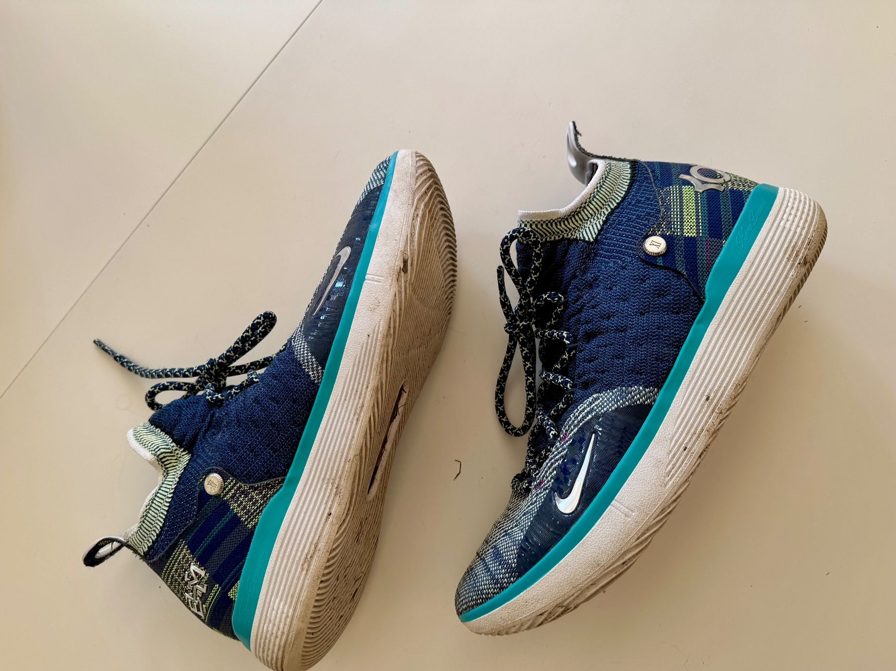 Nike Chaussures hommes: Sneaker von  Nike – D'occasion à Thörigen par Jackyxxx 1