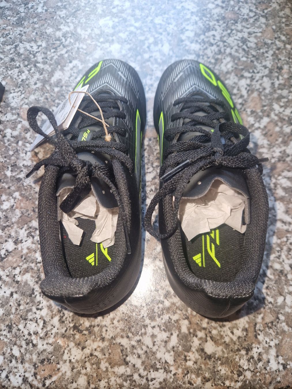 Porte da calcio e da hockey: Adidas schuhe Football – Nuovo (secondo la descrizione) da Neunkirch venduto da ofe_gk6g 1