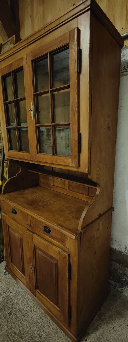Credenze: hübsches ,massives Holzbüffet – Usato da Biezwil venduto da Pagode3 2