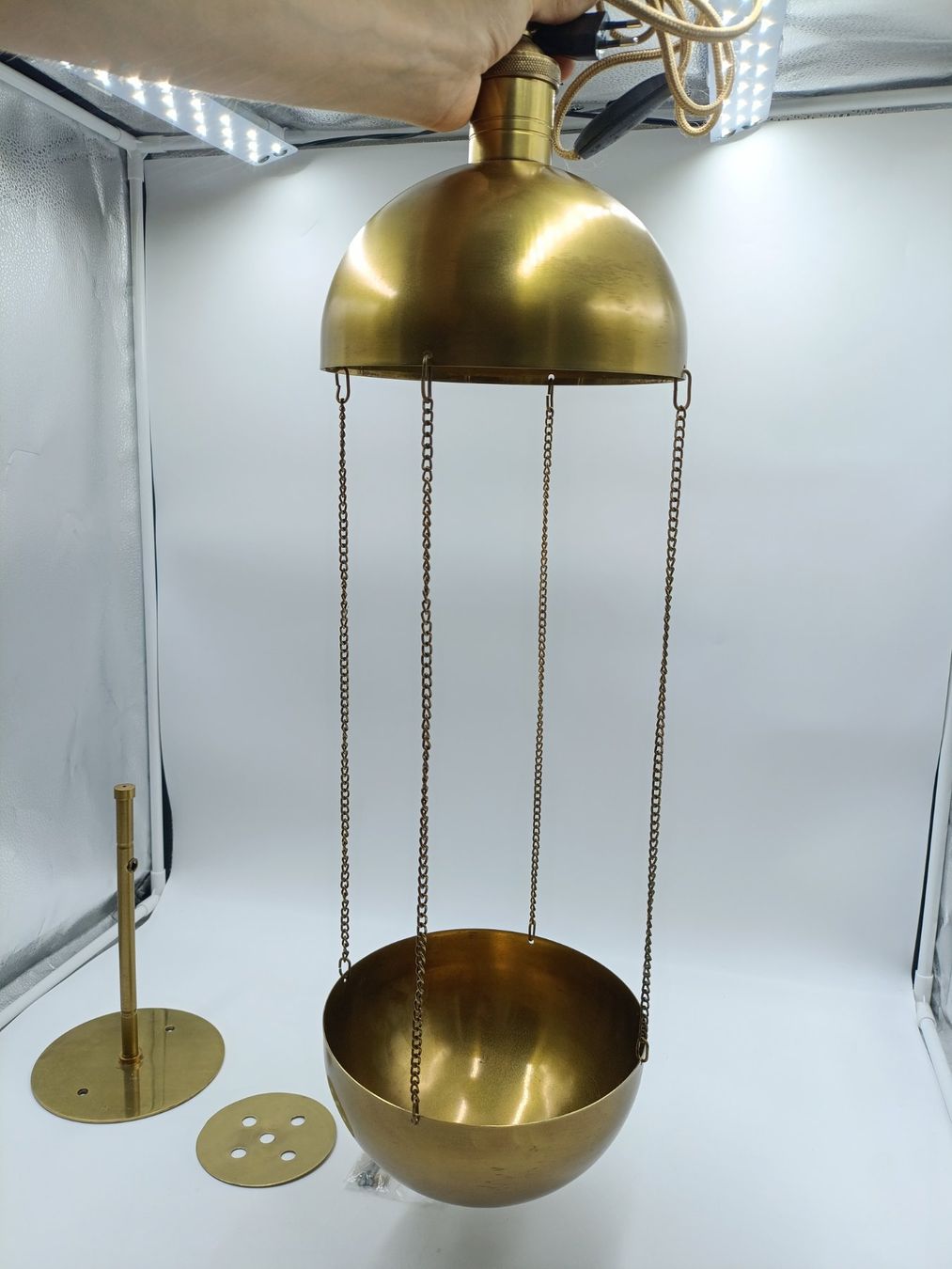 Lampade: Goldige Pflanzenlampe von Object de Curiosite – Usato da Wil SG venduto da Donaldus