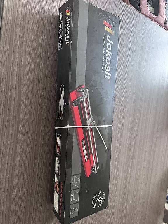 Tutte le macchine: Découpeuse carrelage  – Usato da Pully venduto da ingyan 2