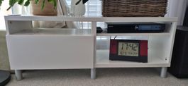 Fernsehmöbel von IKEA