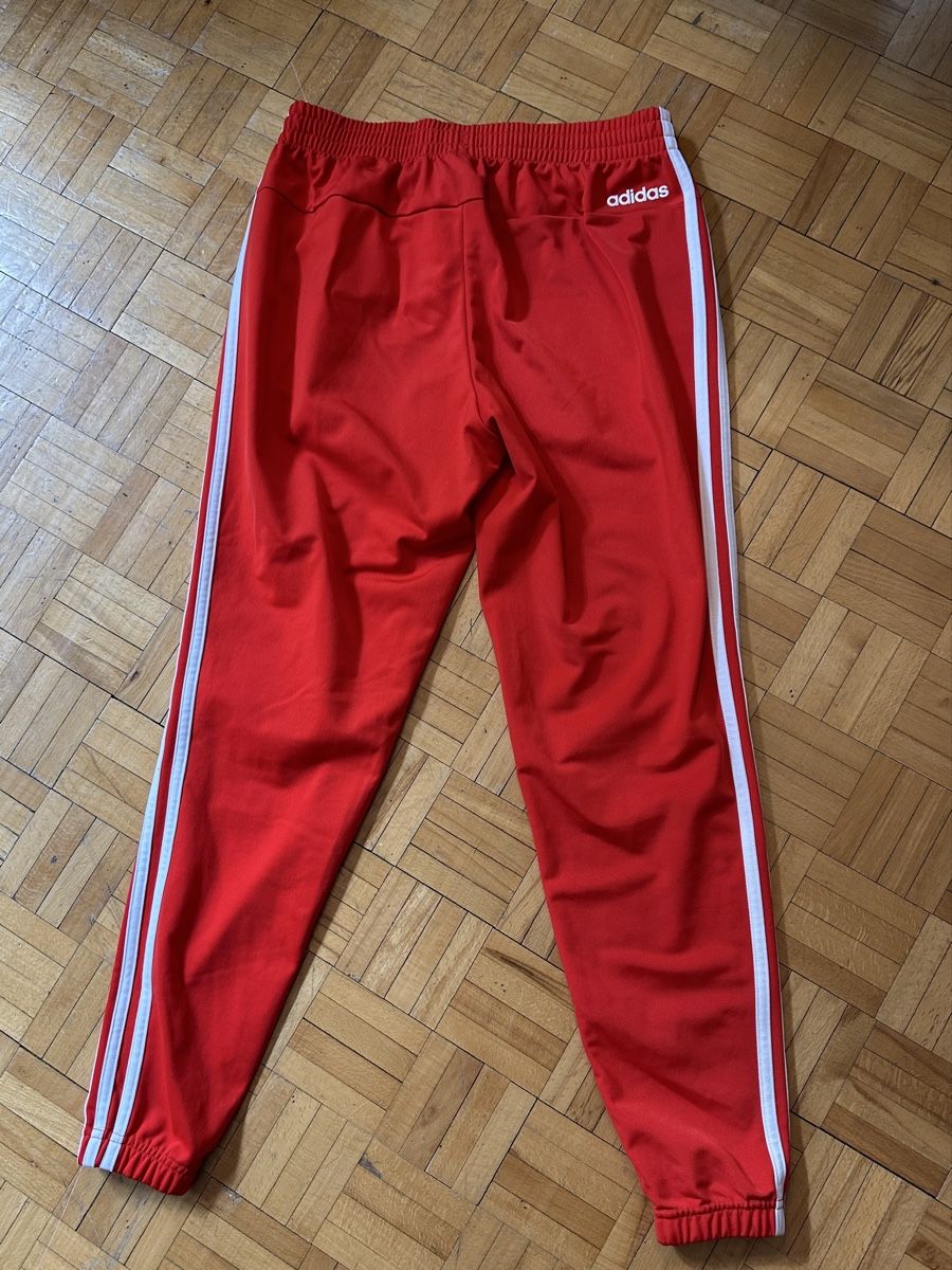 Adidas Pantaloni: Adidas Trainerhose Gr.S – Usato da Zürich venduto da Paleardi 3