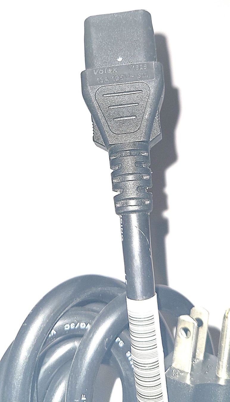 Cavi: 13A 125V Power Cable 163719-002 – Nuovo (secondo la descrizione) da Zürich venduto da Avd 5