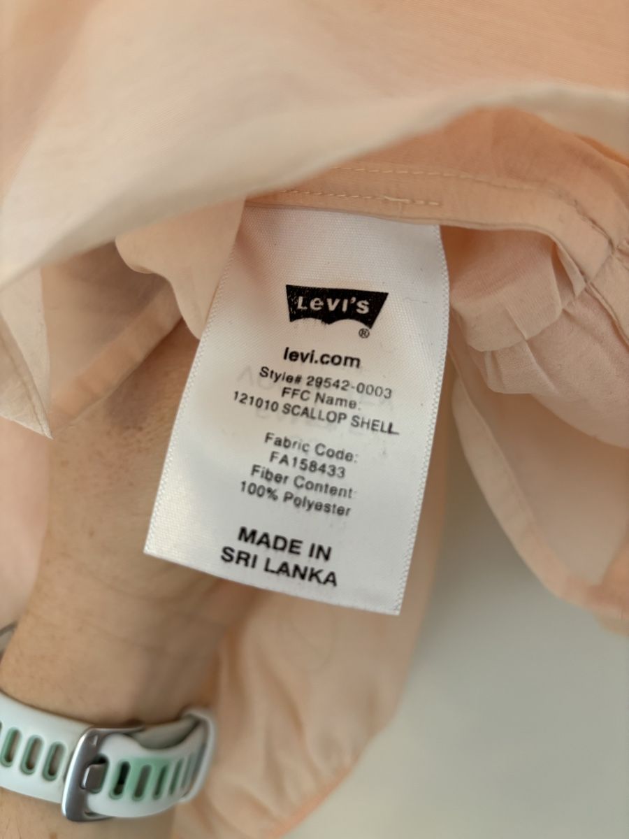 Levi's Camicette: Levi's Peach Wrap Blouse - Size S - Perfect for Spring! – Usato da Zürich venduto da emb_fp8m 3