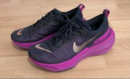 Nike ZoomX Invincible Run 3 Armory Marineblau Vivid Grape