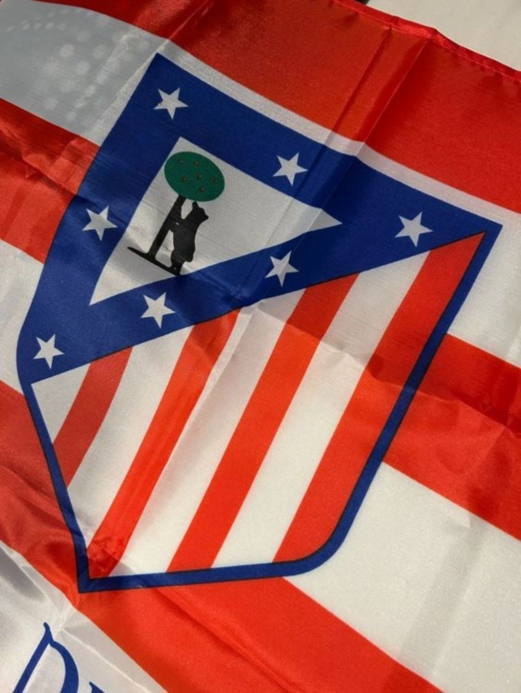 Fahnen: Atlético de Madrid Fahne – Gebraucht aus Vogelsang AG von villa9 1