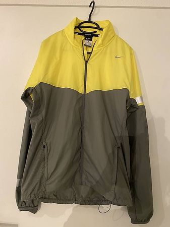 Nike Jacke Gr. M