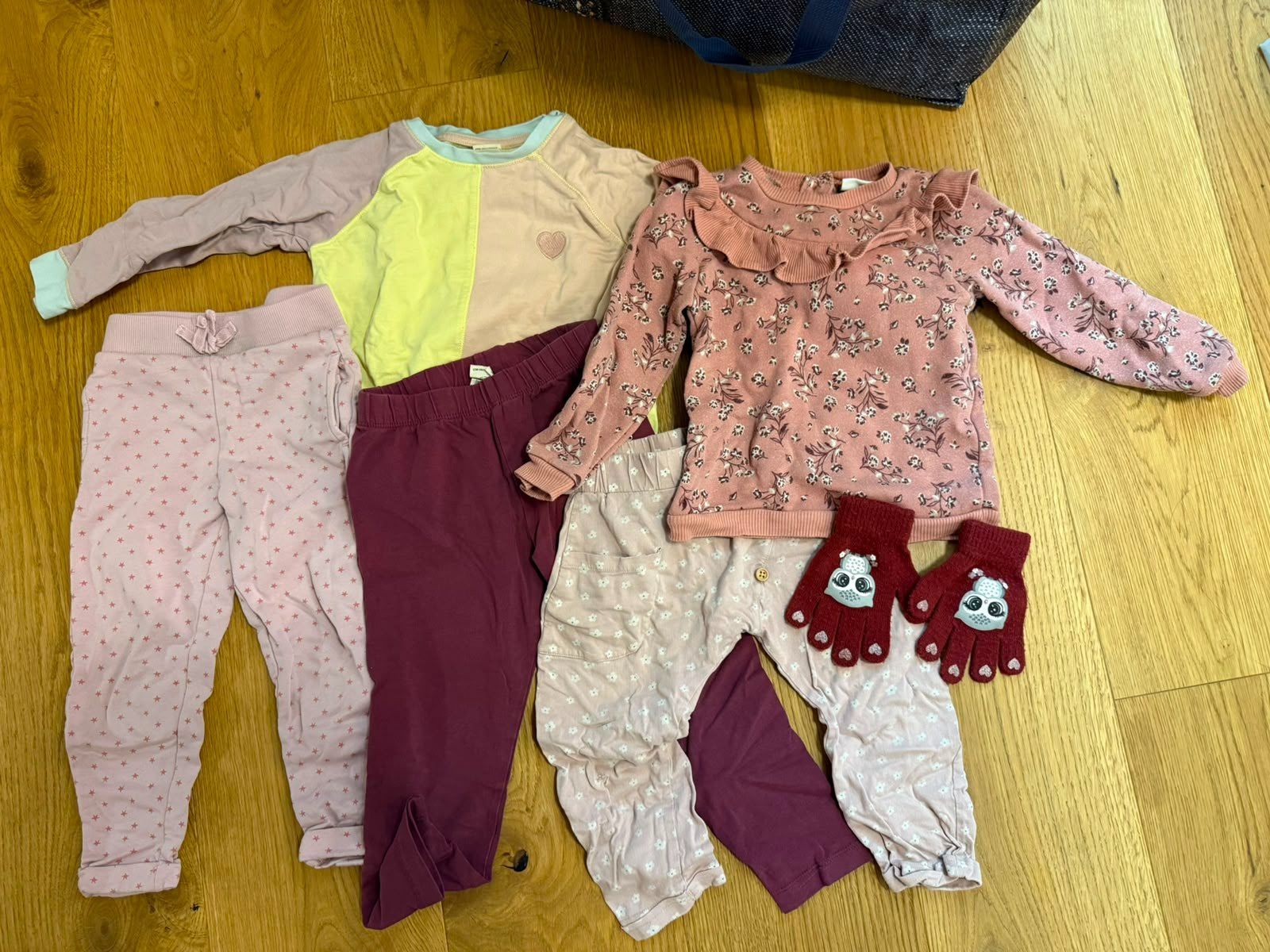 Lotti & Set di vestiti: Madchen Kleider Paket 86/92 – Usato da Basadingen venduto da ChristabelsCloset 3