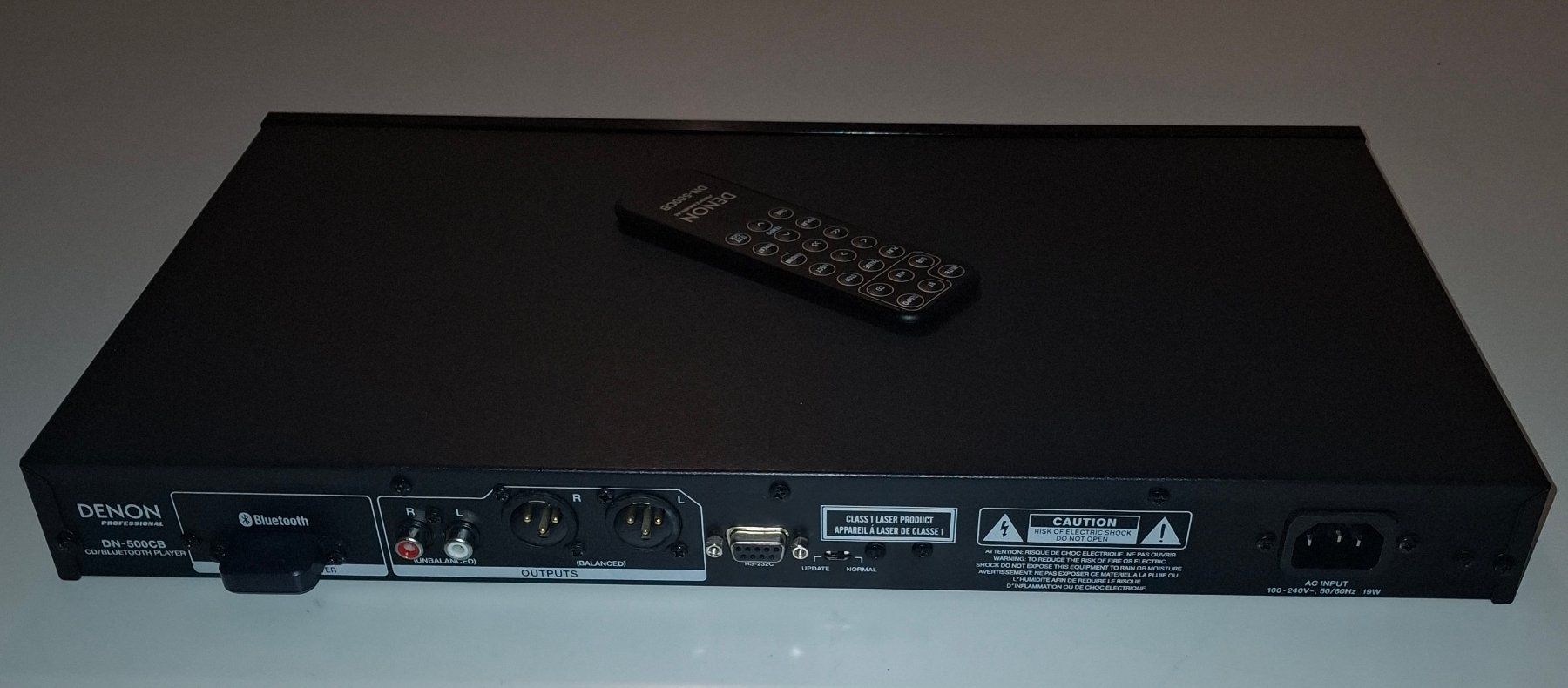 Denon Multimediaplayer & Streamer: Denon DN-500CB CD/BLUETOOTH PLAYER (defekt) – Defekt aus St. Gallen von WWL 9