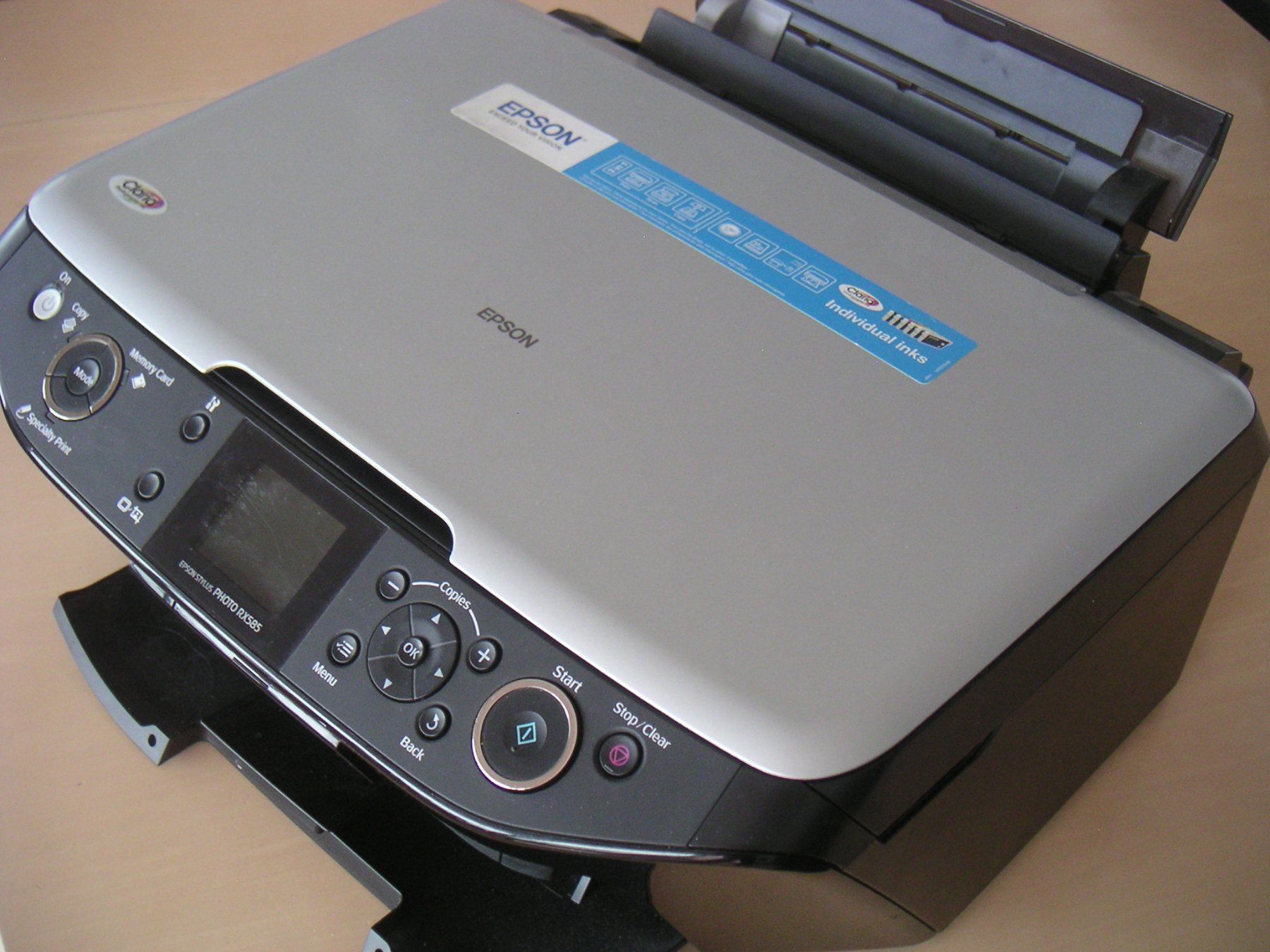Epson Stampanti: Epson Drucker Stylus Photo RX585 – Usato da Oberrohrdorf venduto da displayoutlet 1