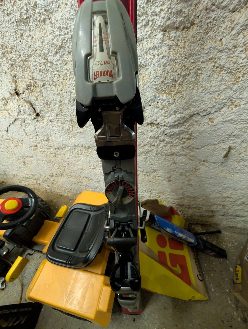 Sci: 2 paire de skis – Usato da Daillens venduto da cla_sj2w 3
