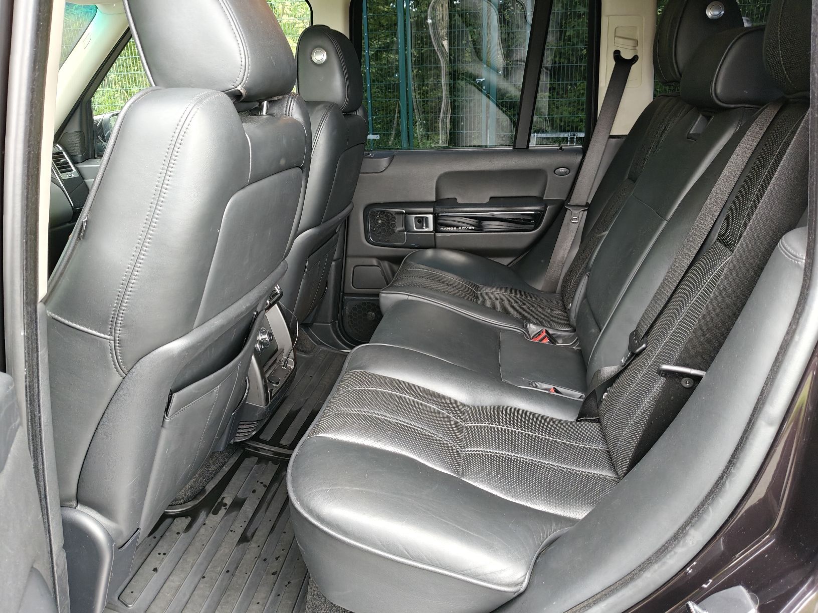 Land Rover Automobili: Range Rover Vogue Tdv8 4.4 – Usato da Birsfelden venduto da Konstantin.4127 4