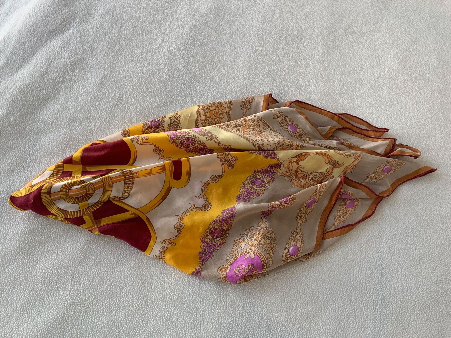 Foulard & Sciarpe: Wittchen Seidentuch / Seiden-Tuch – Usato da Horgen venduto da mag_scv9 2